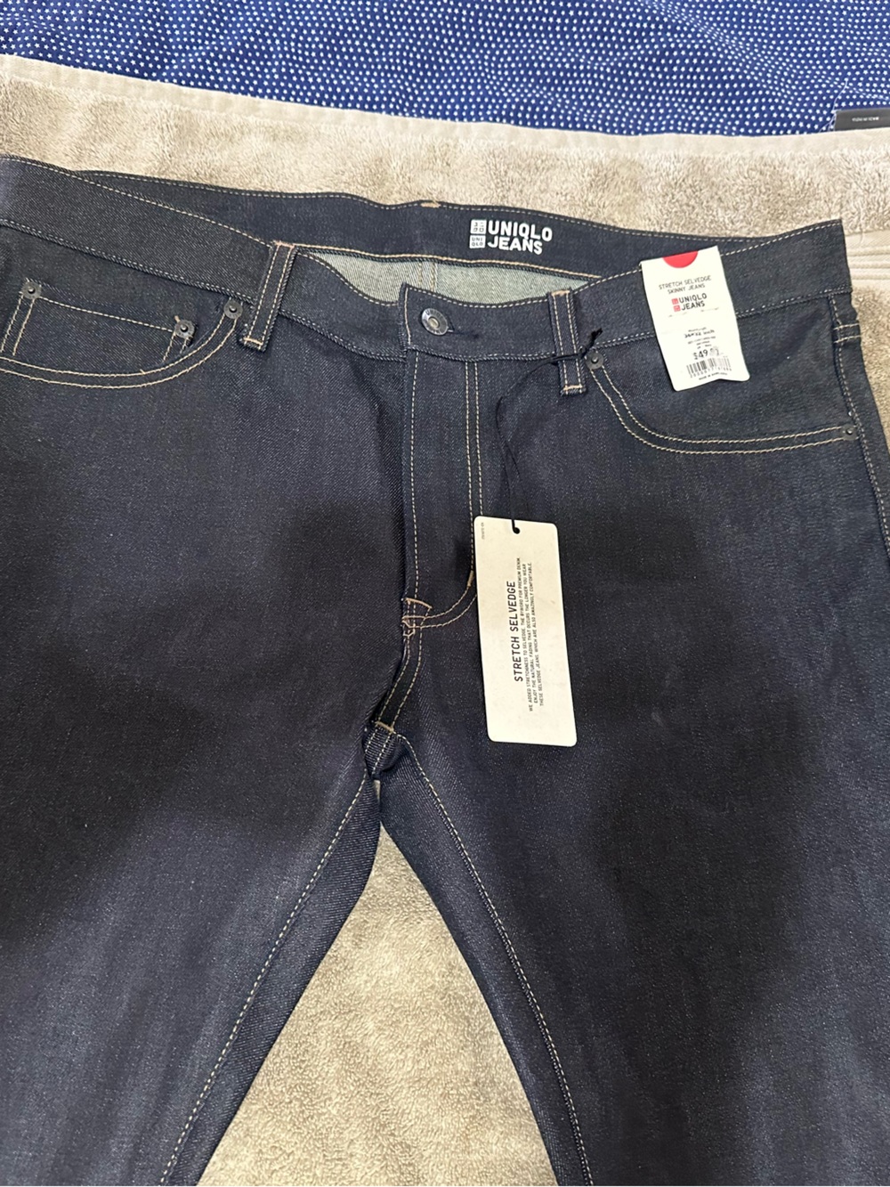 UNIQLO Men’s Dark Indigo Slim Straight Jeans